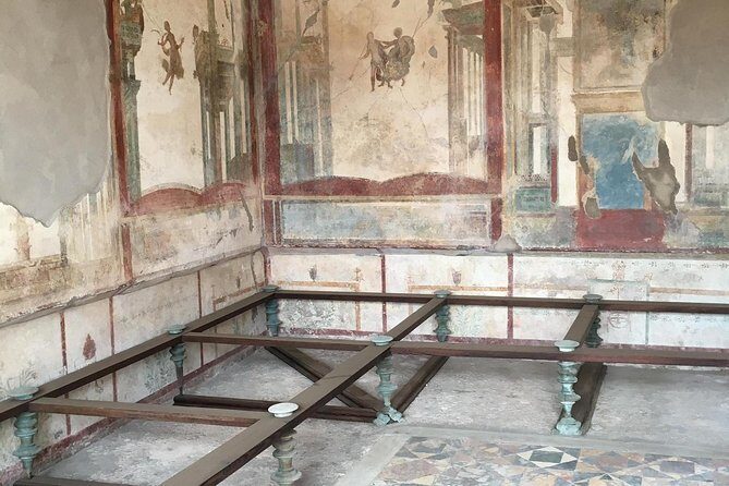 Pompeii and wine testing from Naples or Sorrento - Exploring Pompeii with a Personal Touch