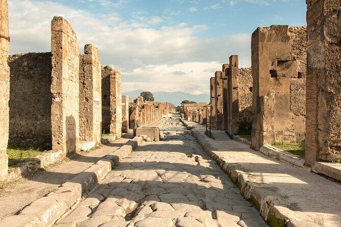 Pompeii Private Guided Tour with nominative tickets from Capri - The Return Journey