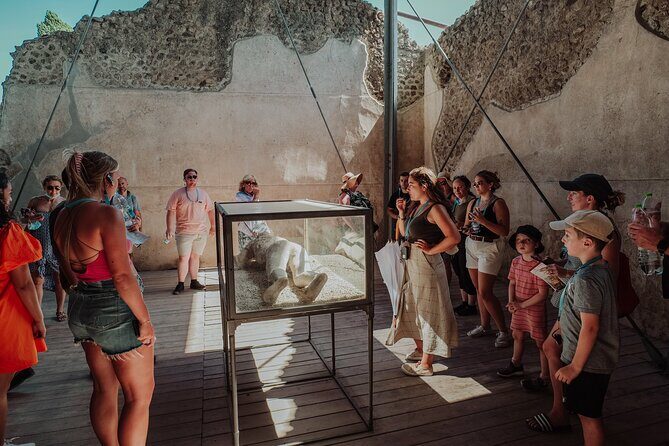 Pompeii Small Group Excursion From Naples - Practical Tips for the Tour