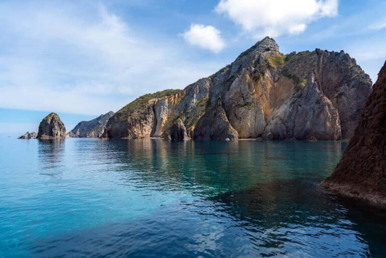Ponza: Palmarola & Ponza Island Cruise with Swimming & Lunch - Practical Details and Tips