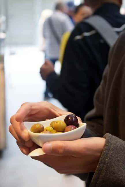 Porto: Food Tour with Tastings and Souvenirs - Practical Tips for Your Porto Food Tour