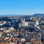 Porto Heritage Night Tour With Fado Show And Dinner Included - Transportation & Group Size: Why It Matters