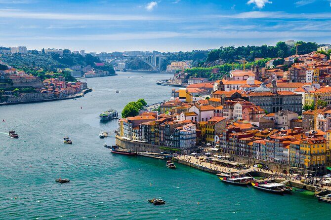 Porto Private Airport Transfer with 2-Hour Mini-Tour (1 to 4 people) - Final Thoughts: Who Will Love This Tour?