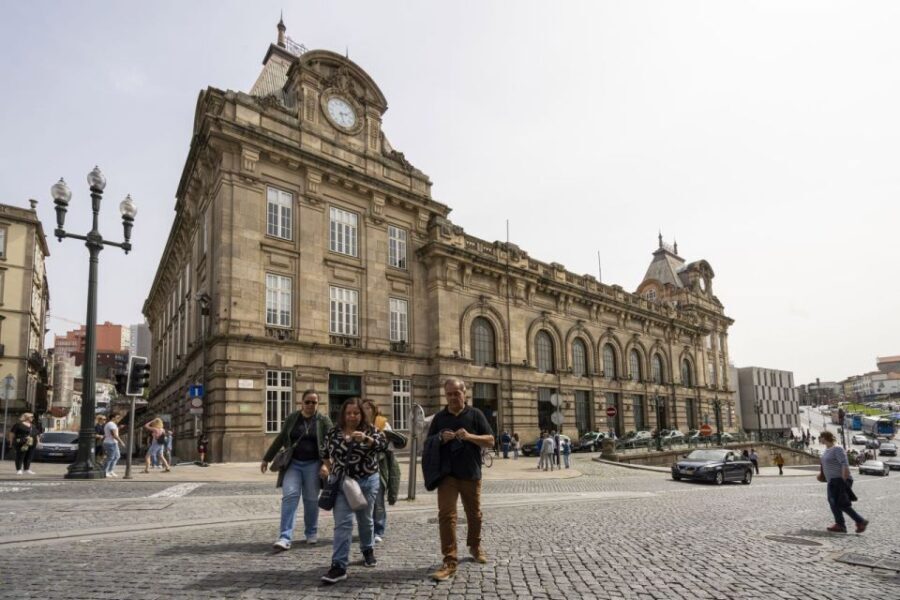Porto: Private Customizable Sightseeing Tour with a Local - Why This Tour Is a Great Value