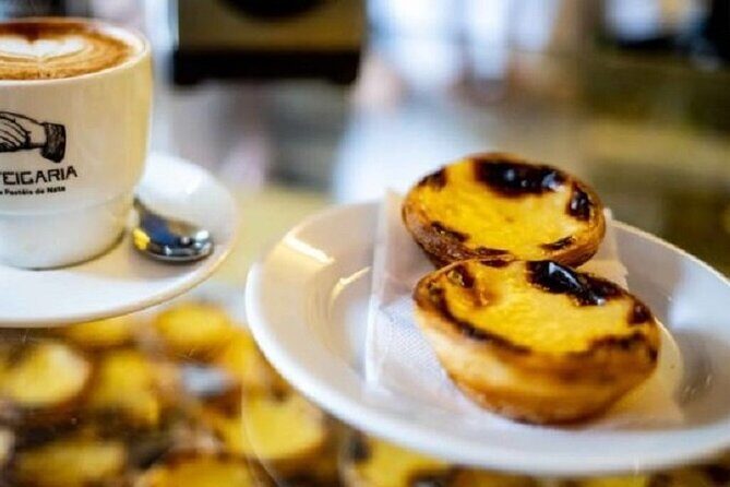 Porto Private Gourmet Food & Wine Historic Tour with a Sommelière - FAQs