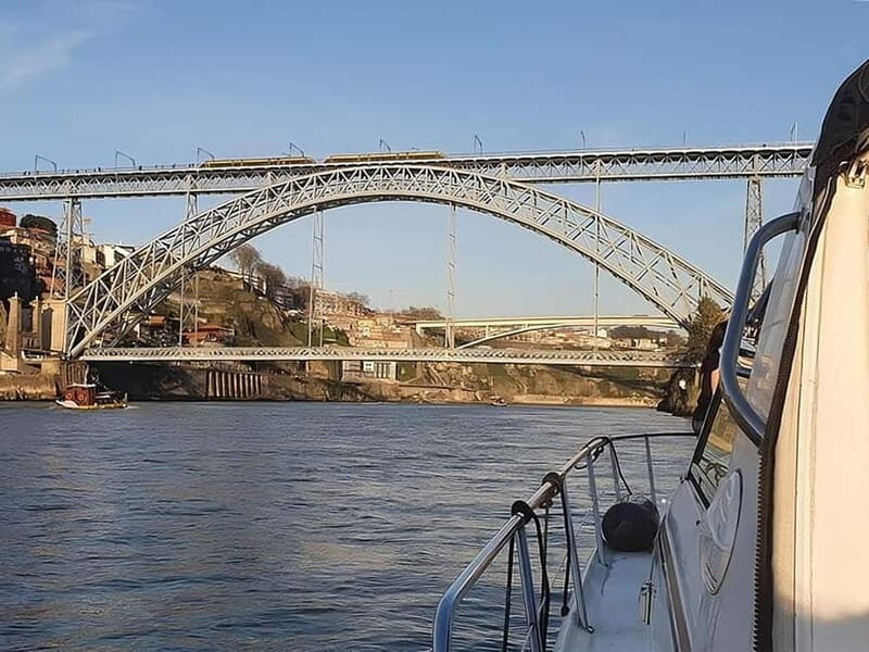 Porto: Sunset or Daytime Yacht Cruise with Welcome drink - Who is This Tour Best For?