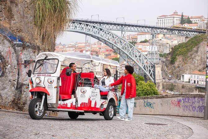 Porto: Tuk tuk vip guided tour - 1.30h - The Practicalities: What You Need to Know