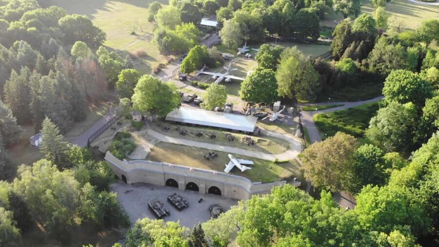 Pozna: Drone Lesson with Instructor and City Tour - Who Would Love This Experience?