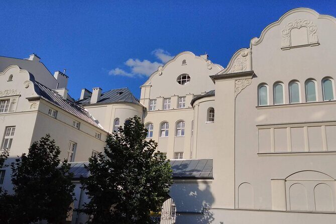 Praga District: Warsaws Hidden Gem - Why This Tour Offers Great Value