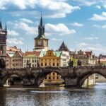 Prague Airport Transfers, Praga Aeropuerto Traslados, ESPAOL-ENG - Who Should Consider This Service?