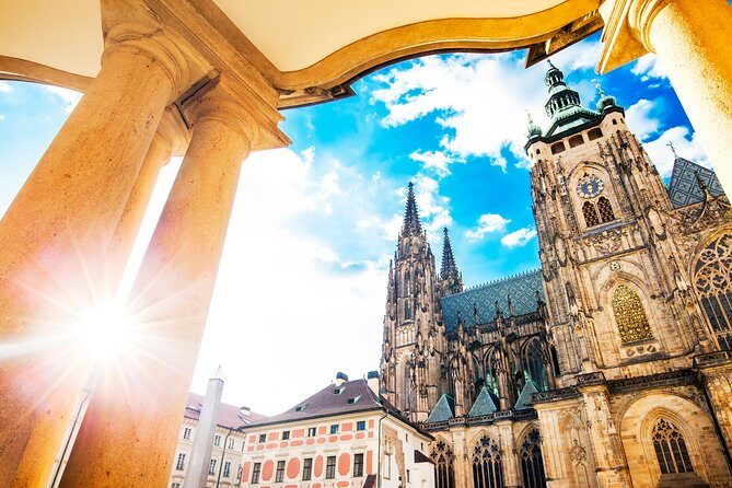Prague Castle: Brief Introduction & Entrance Ticket - Who Should Consider This Tour?