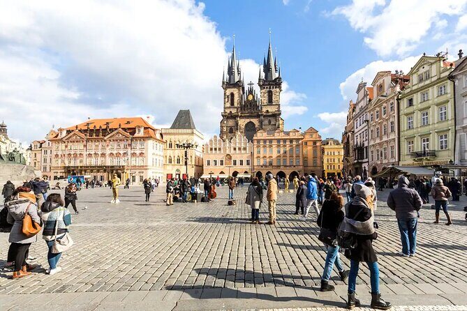 Prague Full-Day Tour From Vienna with Transfers and Guide - What Sets This Tour Apart
