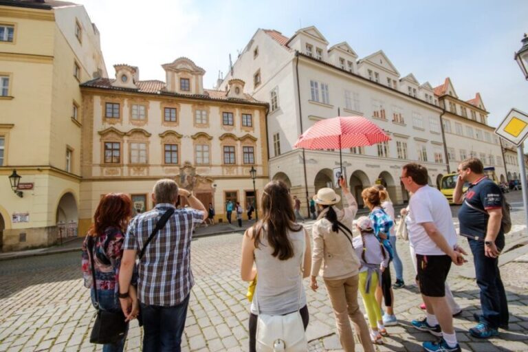 Prague: Guided Bus & Walking Tour with River Cruise & Lunch - Exploring Prague Castle and its Grounds