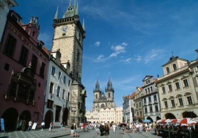 Prague: Old Town and Jewish Quarter Small-Group Tour - Exploring the Jewish Quarter (Josefov)