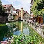 Private 2-hour Walking Tour of Annecy with official tour guide - Lake Annecy: First Glimpse of Serenity