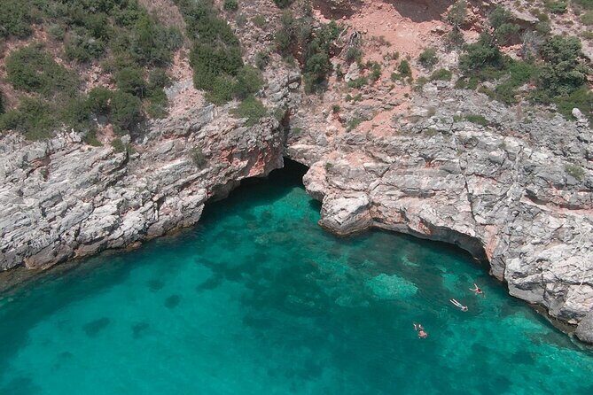 Private 6 H Boat Dafina Bay & Bear's Bay - Authentic Insights from Past Travelers