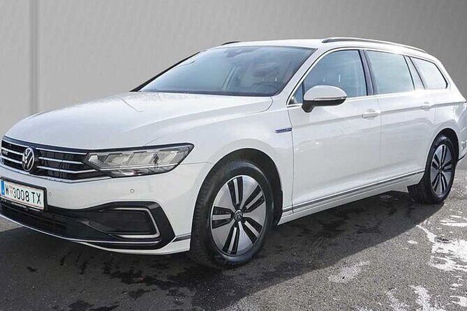 Private Airport and City Transfer in Panoramic Roof Station Wagon - Why This Transfer Works Well for Travelers