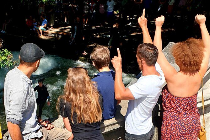 Private and full rickshaw tour in the English Garden - Who Should Consider This Tour?