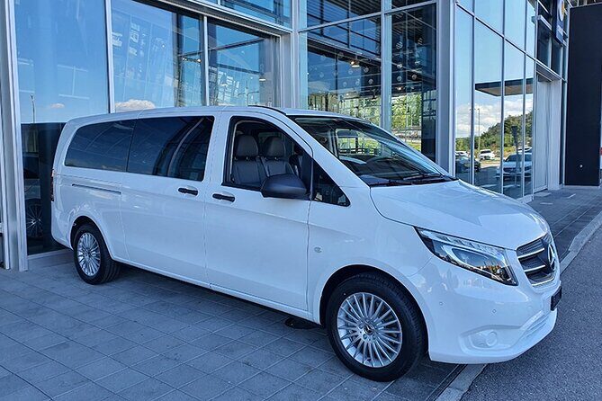 Private Arrival Transfer: from Geneva Airport to Yvoire, France - Luggage and Extra Needs