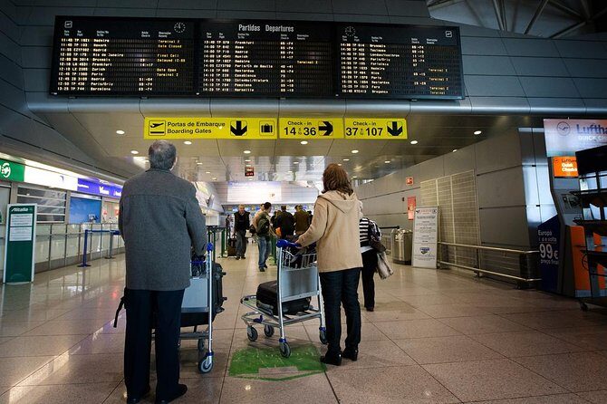 Private Arrival Transfer - Lisbon Airport to Several Destinations in Portugal - From the Airport to Your Destination: The Stops Along the Way