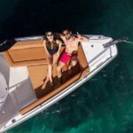 Private Axopar 37 MotorYacht Cruise in Santorini w/ Snack & Drink - What Makes the Experience Stand Out?