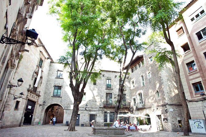 Private Barcelona Old Town and Gothic Quarter Walking Tour - Additional Considerations