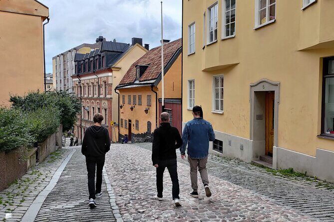 Private blood, ghosts and folklore Old Town 2h Stockholm tour - Who Will Enjoy This Tour?