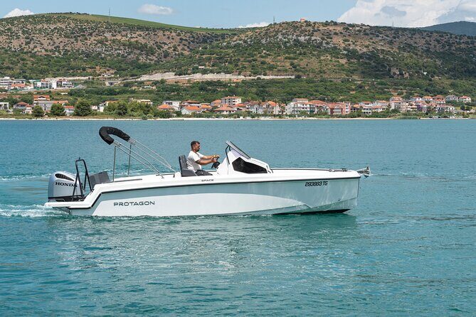 Private boat tour-custom itinerary from Split and Trogir - The Authenticity and Genuine Value