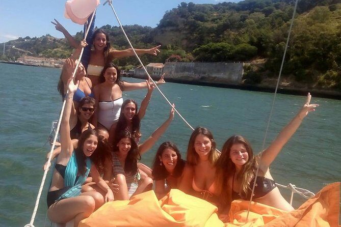 PRIVATE BOAT TOUR Lisbon - What’s Included & What to Consider