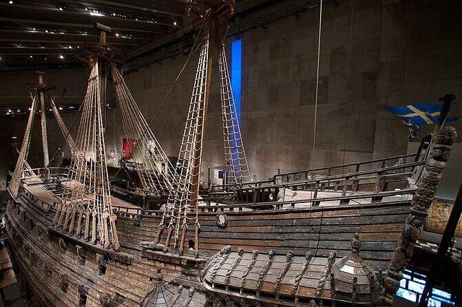 Private Car Tour of Stockholm with a Live guide, including the Vasa museum. - FAQ