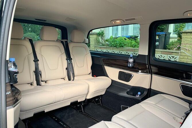 Private Car Transfer from Heathrow Airport to Southampton City - What the Experience Looks Like