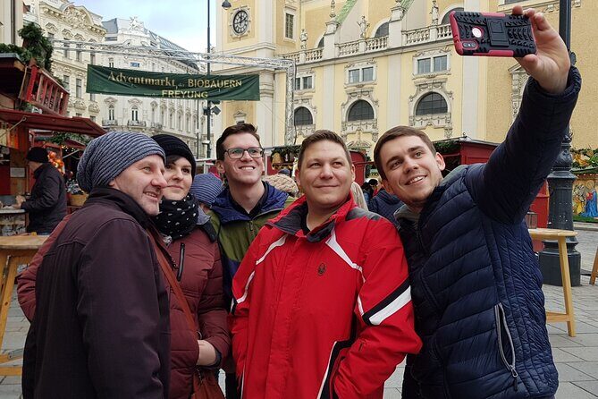 Private City Discovery walk - Historical Treasure hunt - Deep dive into the itinerary