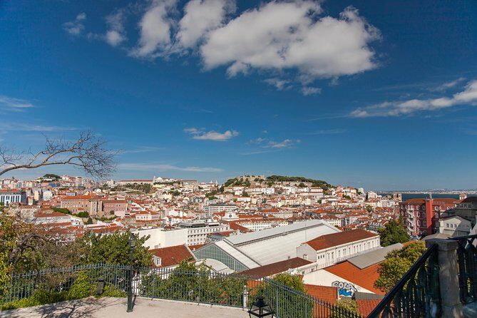 Private City Tour: Lisbon Golden Age in 4H with Transfer - What Makes This Tour Stand Out