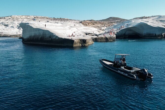Private Cruise with Speedboat: Milos- Polyaigos- Kimolos - The Sum Up