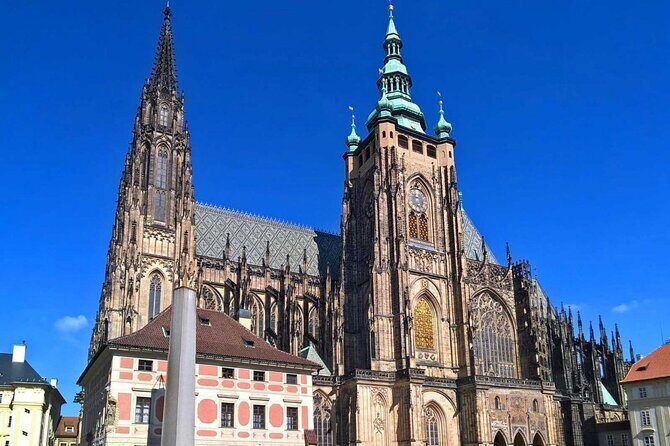 Private Custom Tour: Half-Day Tour of Prague Castle and Old Town - Who Is This Tour Best For?