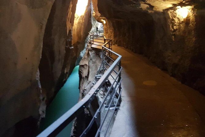 Private Day tour from Interlaken: Lake, Gorge & Waterfall - Why Is This Tour Worth Considering?