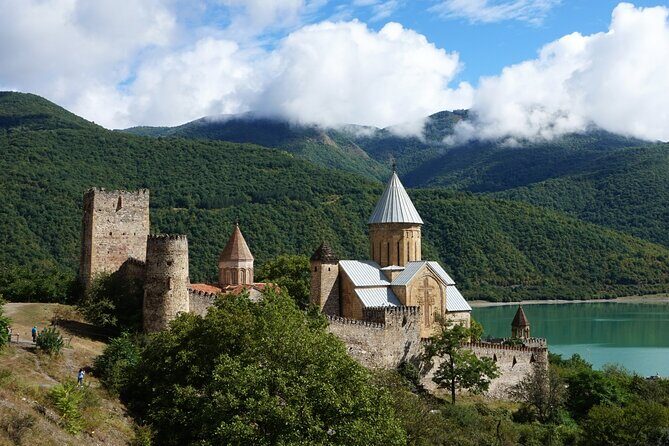 Private day Tour from Tbilisi to Kazbegi and Gudauri - Practical Details and Considerations