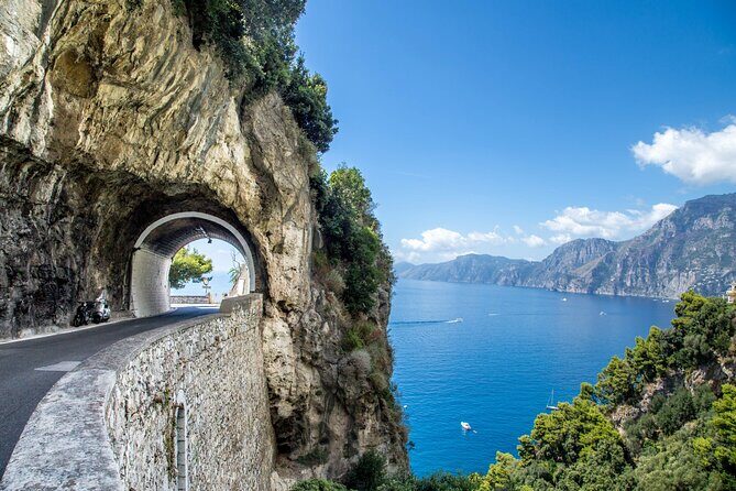 Private Day Trip to Pompeii and the Amalfi Coast with Pick Up - Considerations for travelers