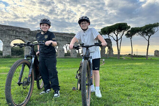 Private E-bike tour of Appian way, Aqueduct & catacombs with food - What the reviews reveal about the experience