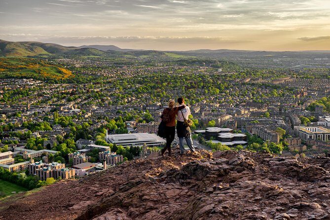 Private Edinburgh Tour for Families with a Local, 100% Personalized - The Sum Up