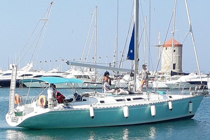 Private Full-Day Cruise in Greece with Lunch - What Travelers Love Most