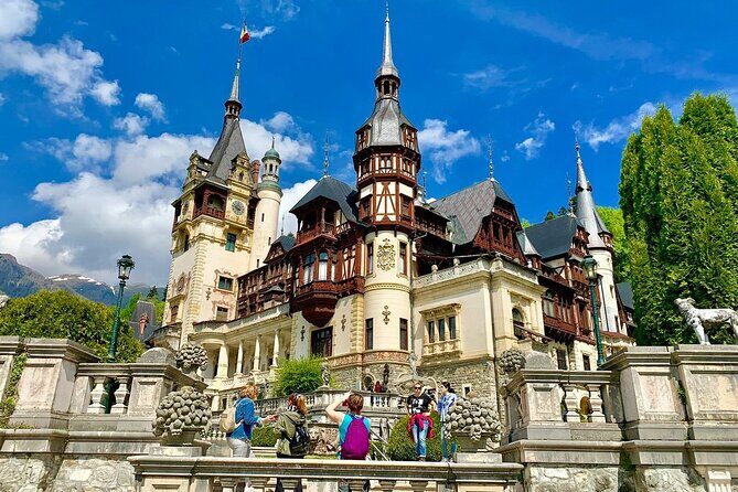 Private Full-day Dracula Castle and Brasov Tour from Bucharest - Who Should Book This Tour?