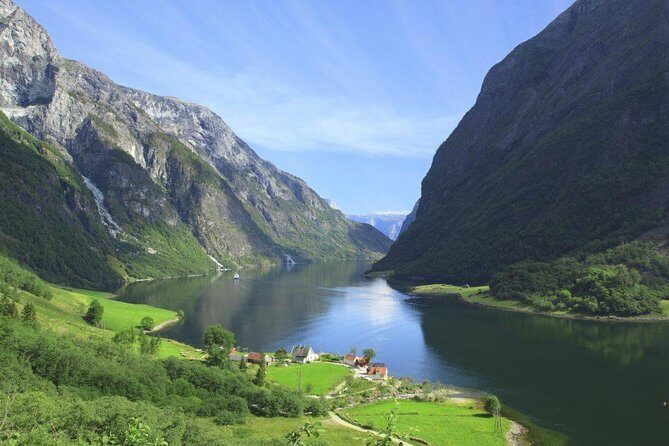Private Full-Day Round Trip from Oslo to Sognefjord via Flåm Railway - Who Would Love This Tour?