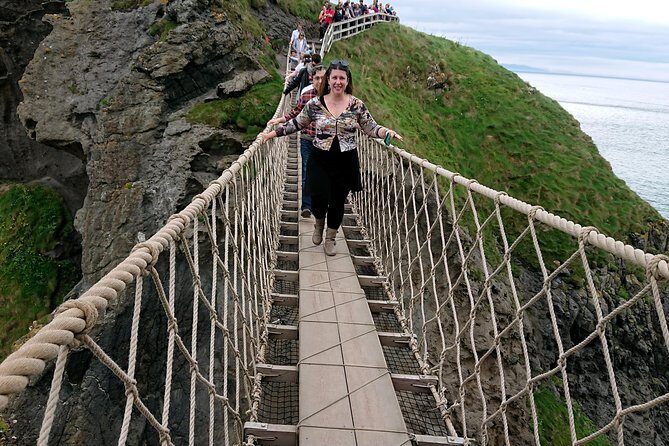 Private Giants Causeway and Antrim Coast Tour - Transportation and Flexibility