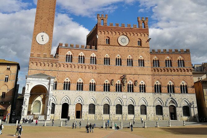 Private Guided Tour of Siena with a Licensed Local Tour Guide - The Value of a Private Guide