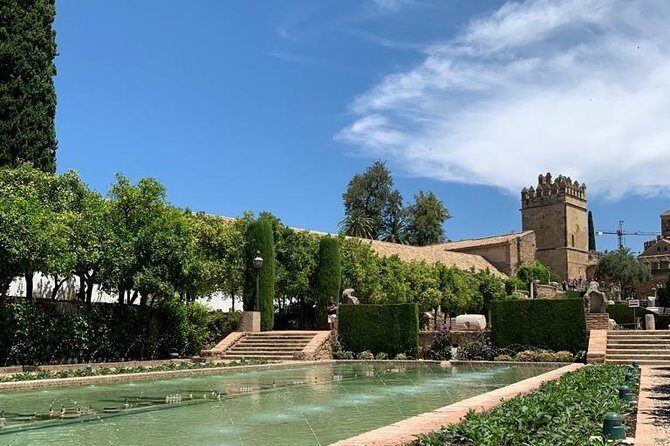 Private guided tour of the Alcazar de los Reyes Cristianos - Who Would Benefit Most from This Tour