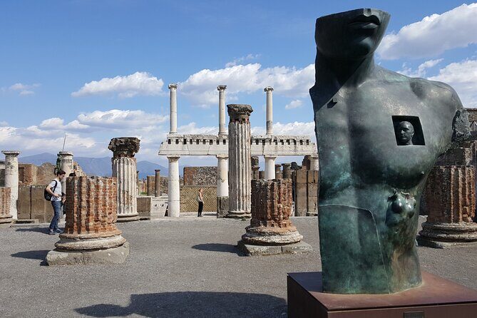 Private half-day tour with expert guide in the archaeological site of Pompeii - FAQs