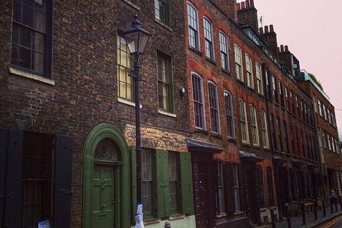 PRIVATE Jack the Ripper Ghost Walking Tour in London - Who Should Consider This Tour?