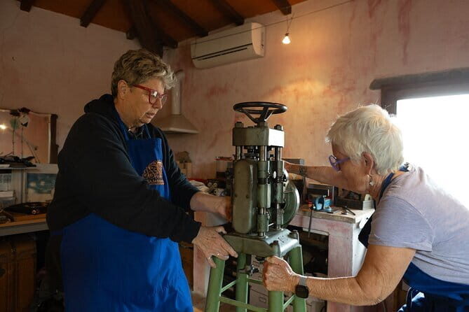 Private jewelry class in Florence, Tuscany, Italy (4 hours) - The Value of the Experience