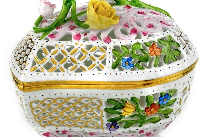 Private Lake Balaton Experience with the Herend Porcelain Factory - Tihany Peninsula and the Abbey